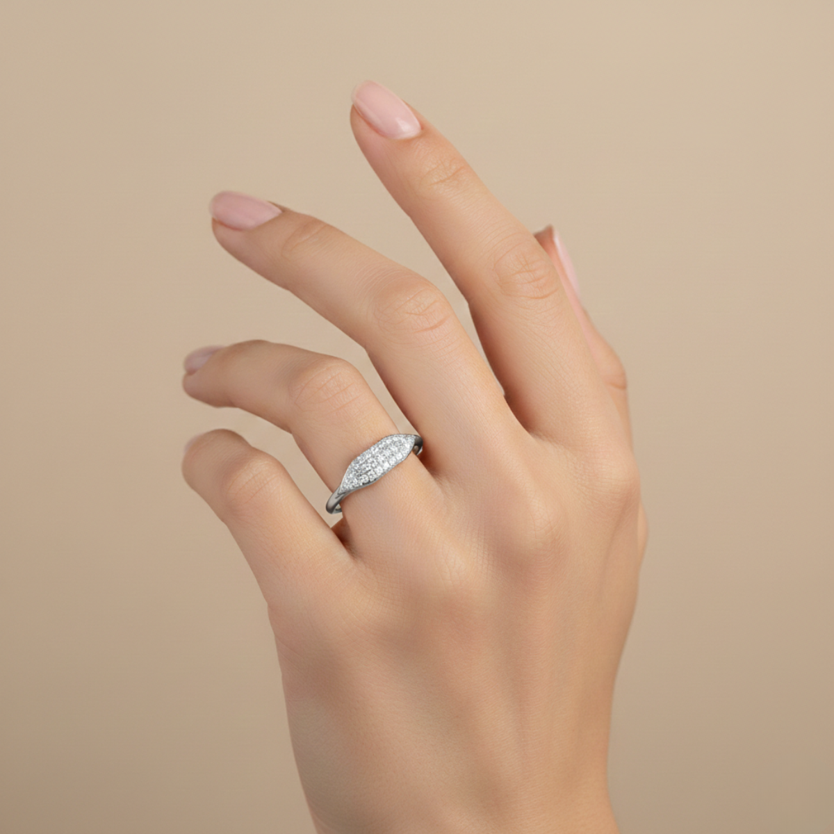 Stone Ring | ISLA LOLEIL