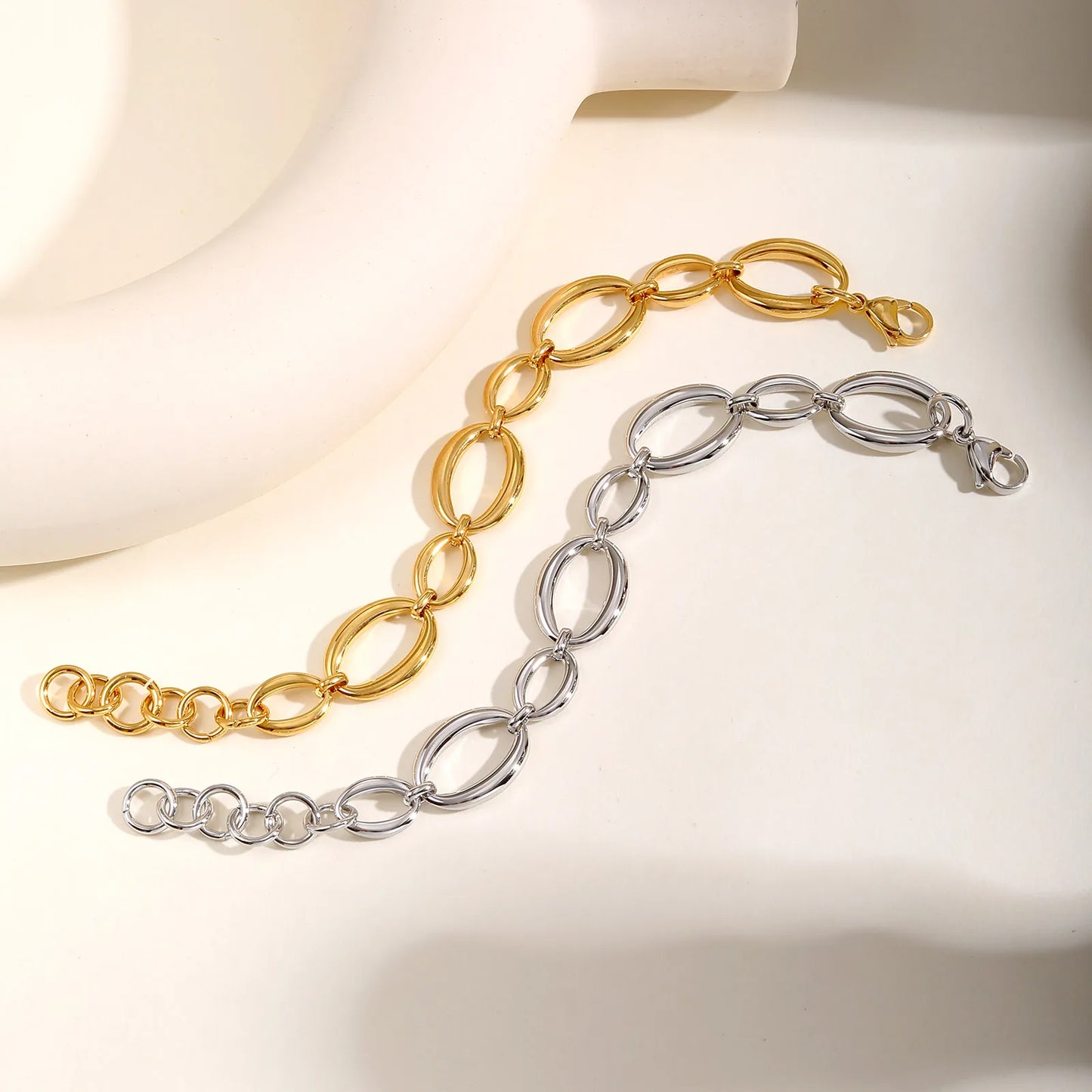Hoop Bracelet | ELIN