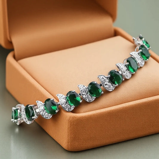 Emerald Silver Bracelet | SURI