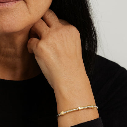 Sparkling Golden Bracelet | CHIC